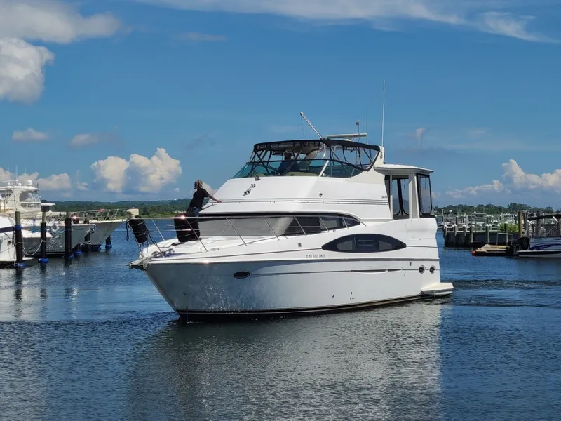 Slide: The Image of Carver Yachts 46 2003 - 7468556