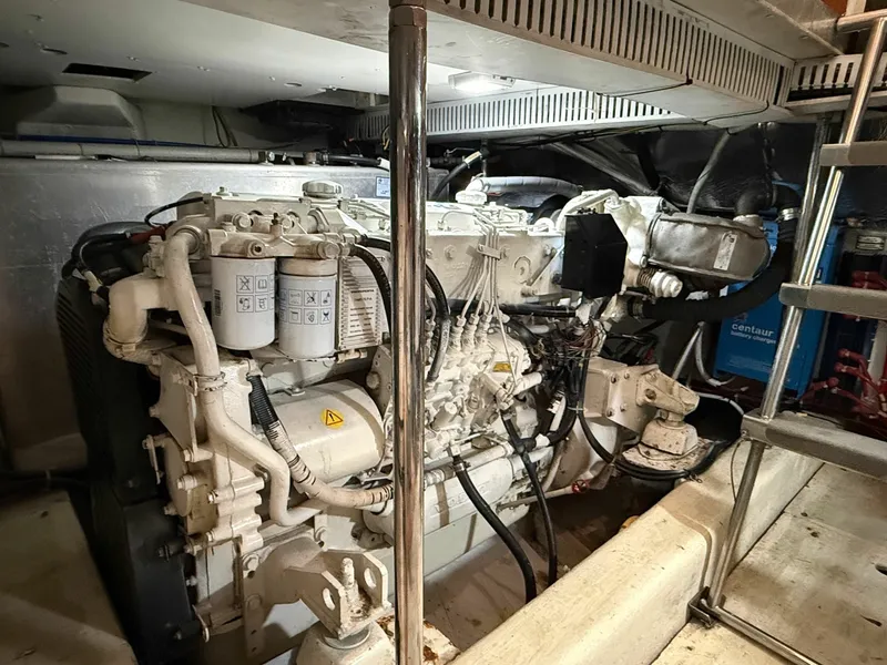 Slide: The Image of Carver Yachts 46 2003 - 7468554