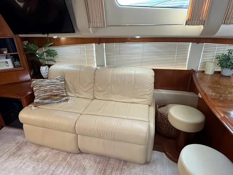 Slide: The Image of Carver Yachts 46 2003 - 7468545