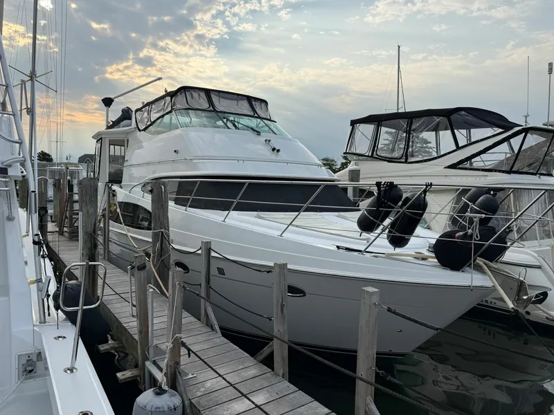 Slide: The Image of Carver Yachts 46 2003 - 7468501