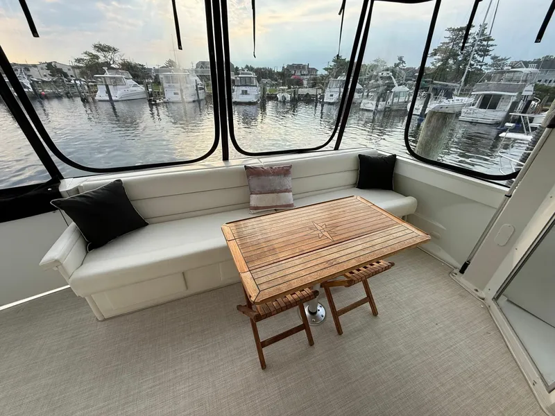 Slide: The Image of Carver Yachts 46 2003 - 7468507