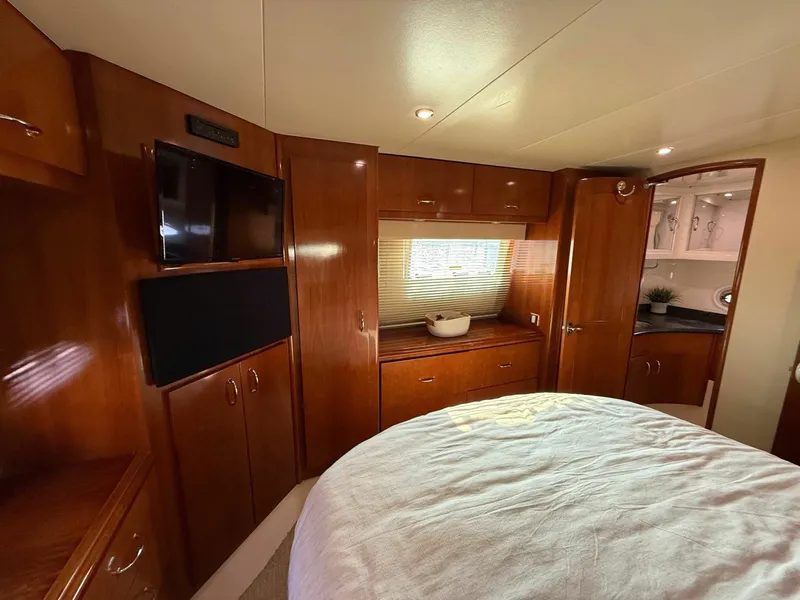 Slide: The Image of Carver Yachts 46 2003 - 7468532