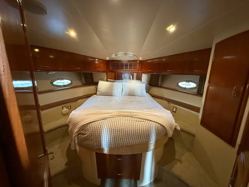 Slide: The Image of Carver Yachts 46 2003 - 7468517