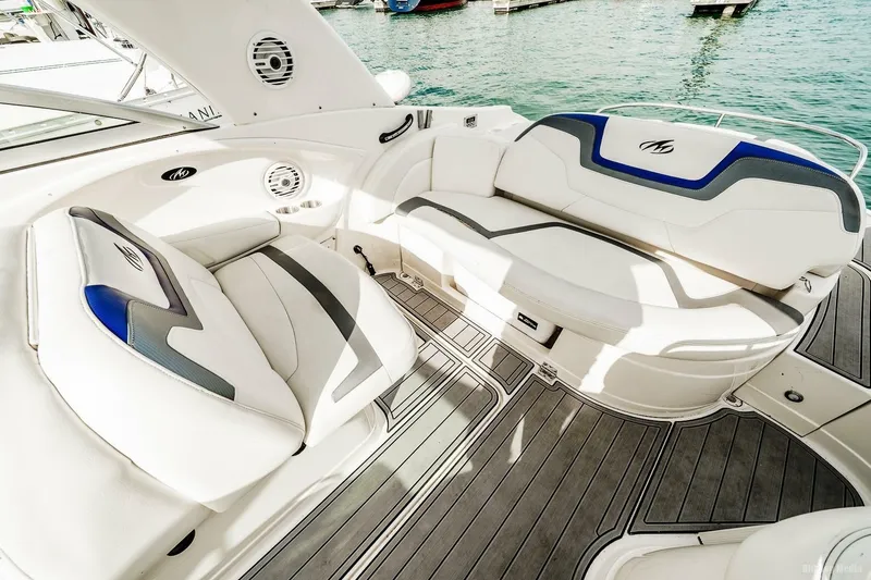 Slide: The Image of Monterey 318SS 2011 - 7506752