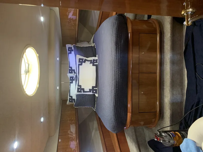Slide: The Image of Sunseeker Predator 1999 - 7506797