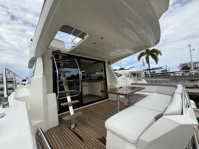 Slide: The Image of Prestige 460 2018 - 7506920
