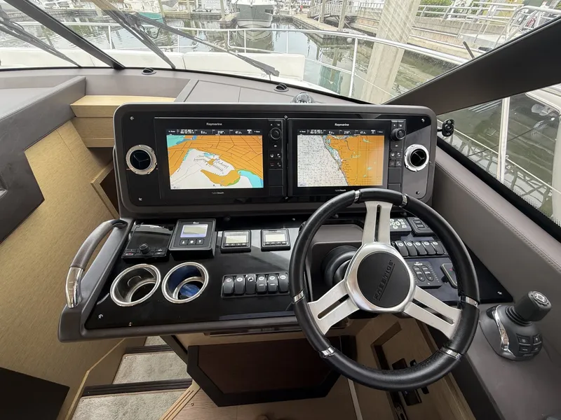 Slide: The Image of Prestige 460 2018 - 7506935