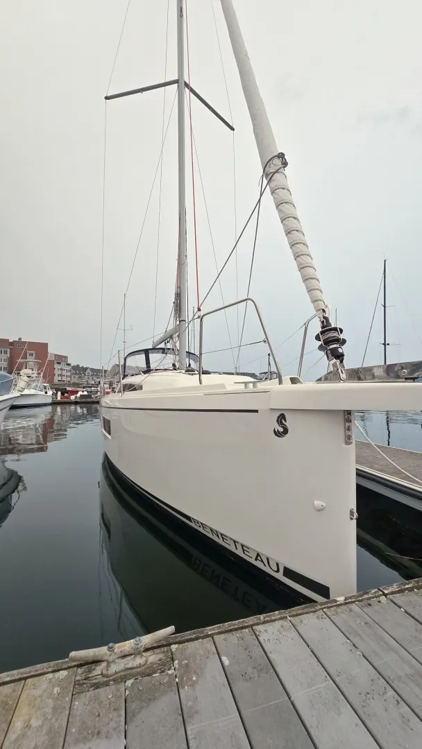 Slide: The Image of Beneteau Oceanis 30.1 2023 - 7506999