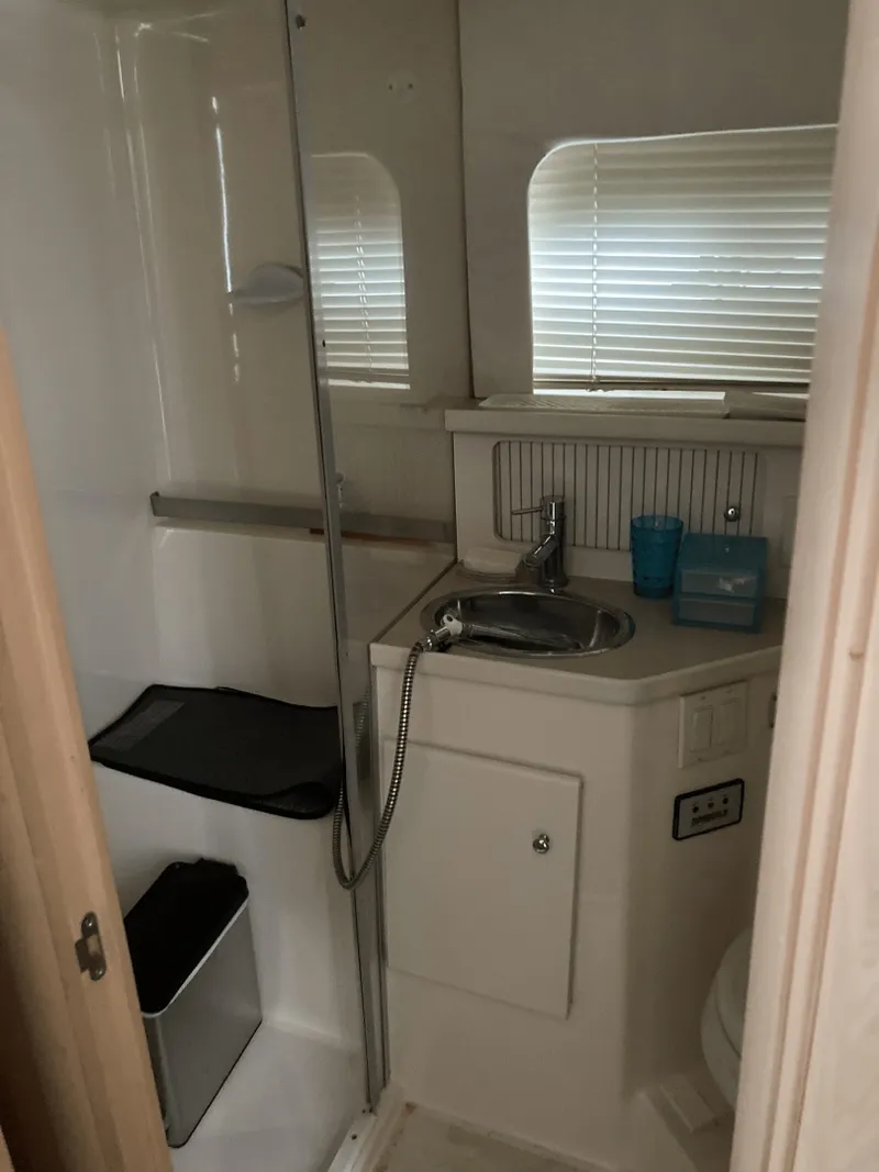 Slide: The Image of Carver Yachts MY 400 1997 - 7506966