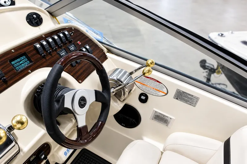 Slide: The Image of Chaparral 350 Signature 2001 - 8381920