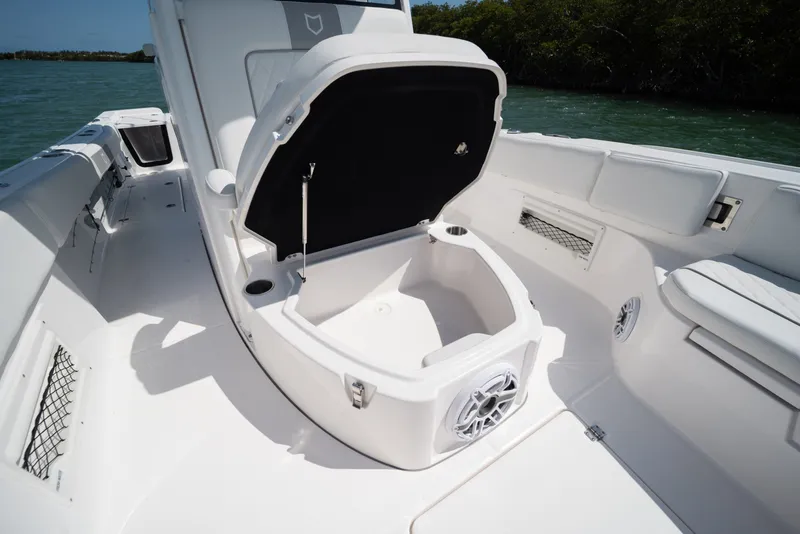 Slide: The Image of Sea Fox 282 LT 2027 - 7507141