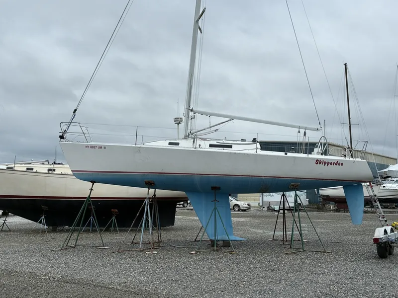 Slide: The Image of J Boats J105 2000 - 7507159