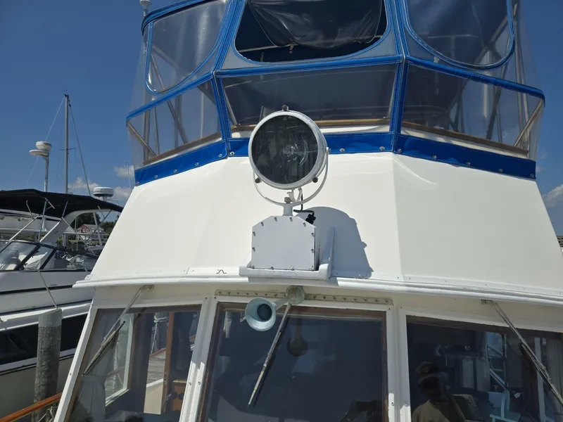 Slide: The Image of Grand Banks Classic 1983 - 7509434
