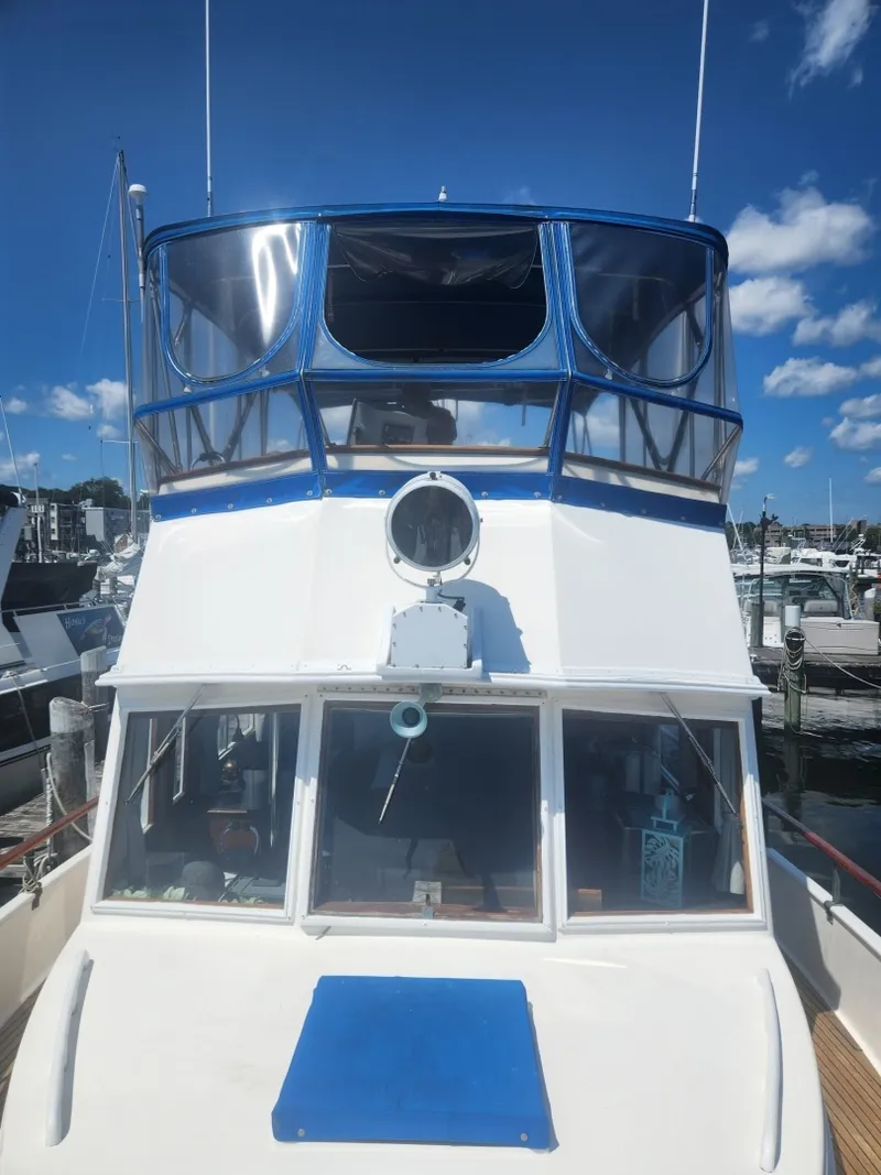 Slide: The Image of Grand Banks Classic 1983 - 7509475