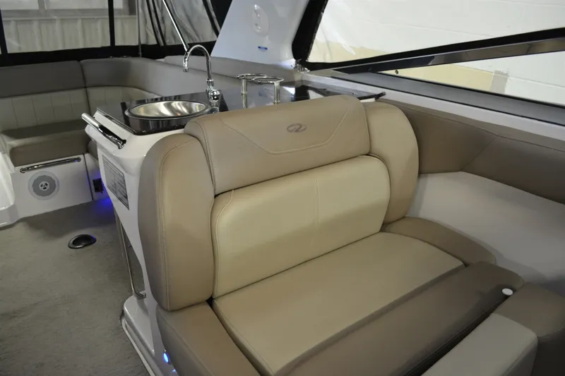 Slide: The Image of Regal 3550 2014 - 7507237
