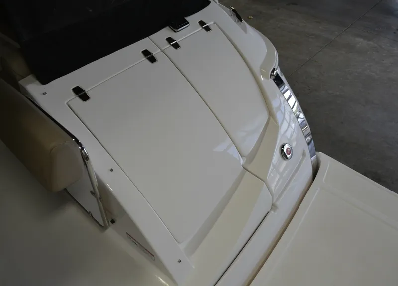 Slide: The Image of Regal 3550 2014 - 7507215