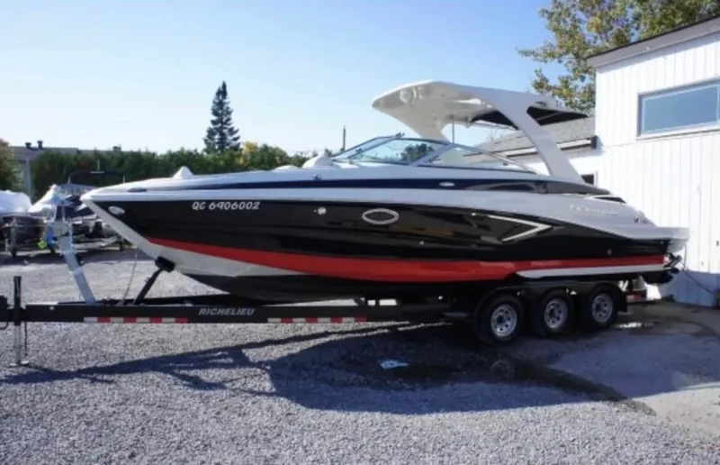 The Image of Crownline Boats E30 2018 - 7531311