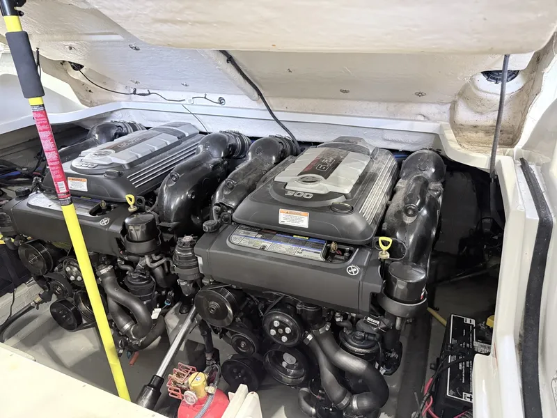 Slide: The Image of Crownline Boats E30 2018 - 7531337