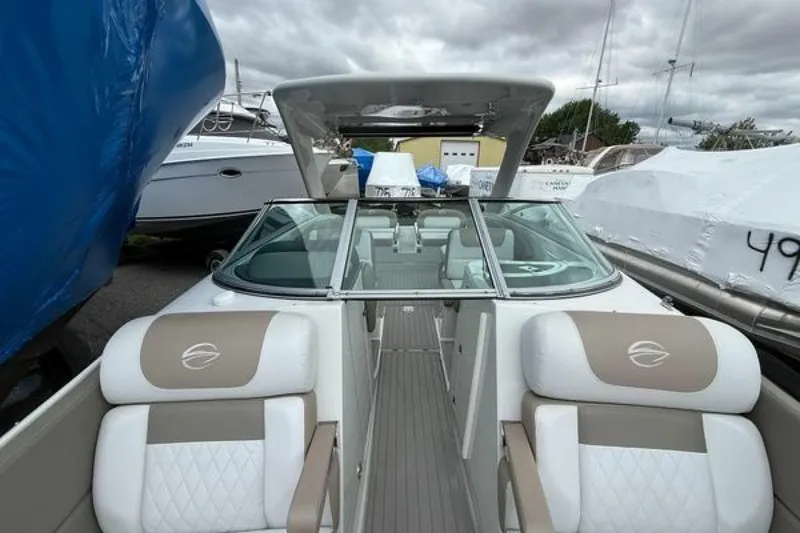 Slide: The Image of Crownline Boats E30 2018 - 7507572