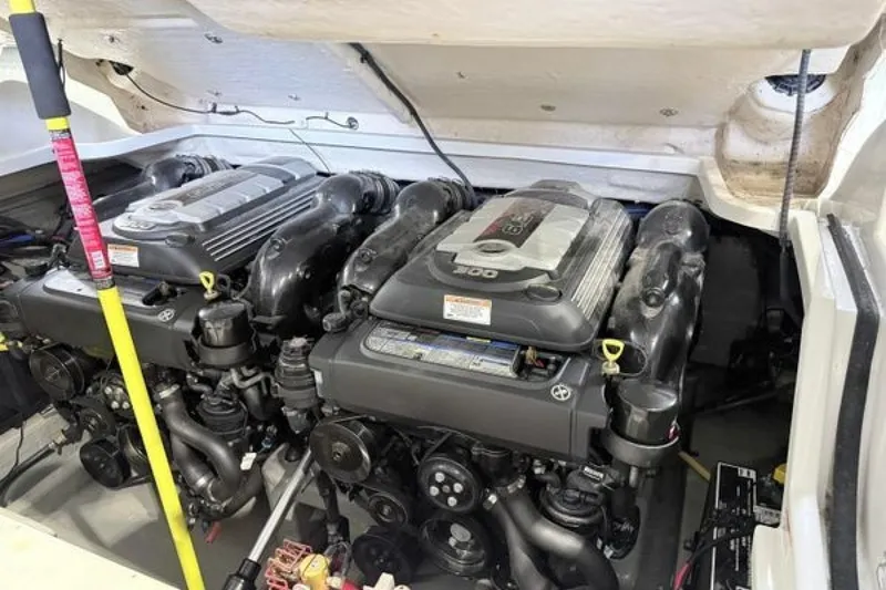 Slide: The Image of Crownline Boats E30 2018 - 7507577