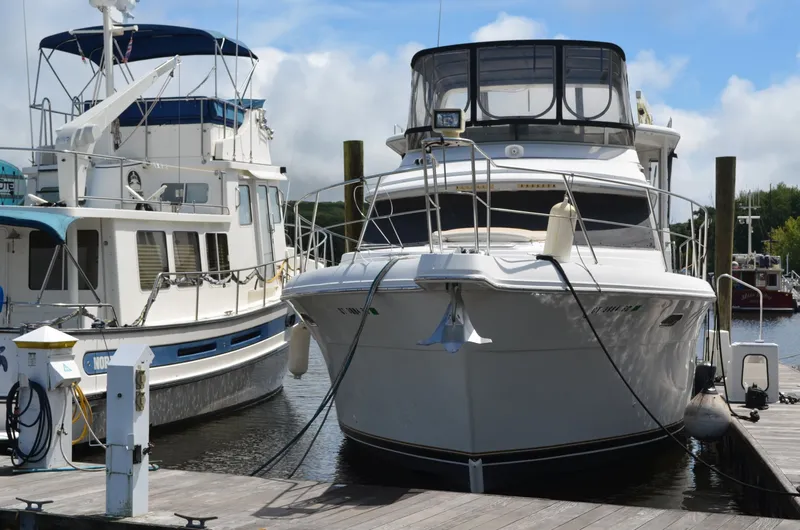 Slide: The Image of Carver Yachts 440 Motor Yacht 1996 - 7507750