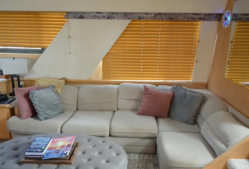 Slide: The Image of Carver Yachts 440 Motor Yacht 1996 - 7507701