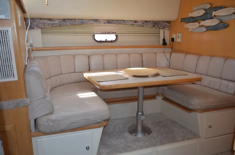Slide: The Image of Carver Yachts 440 Motor Yacht 1996 - 7507714