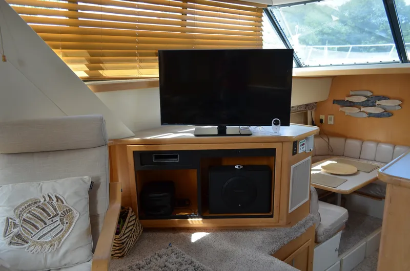 Slide: The Image of Carver Yachts 440 Motor Yacht 1996 - 7507702