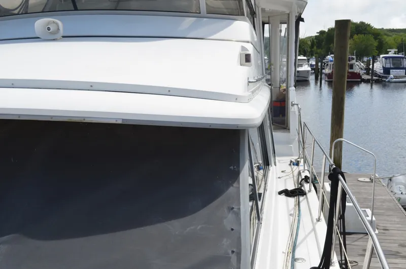 Slide: The Image of Carver Yachts 440 Motor Yacht 1996 - 7507744