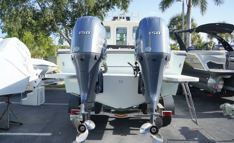 Slide: The Image of Parker Marine 2520 XLD 2023 - 7509588