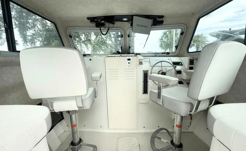 Slide: The Image of Parker Marine 2520 XLD 2023 - 7509372