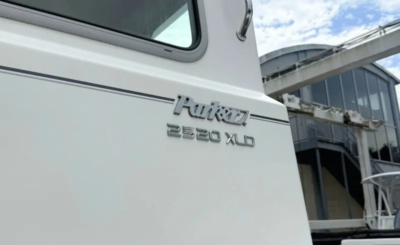 Slide: The Image of Parker Marine 2520 XLD 2023 - 7509388