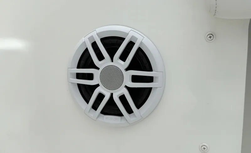 Slide: The Image of Parker Marine 2520 XLD 2023 - 7509368