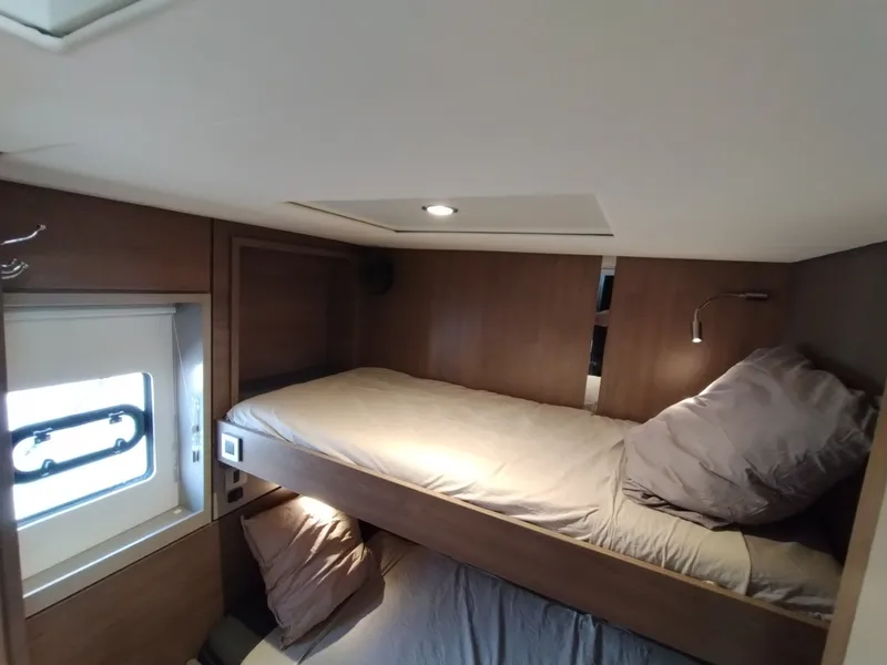 Slide: The Image of 2023 Bali 4.8 bunk beds - 7510403