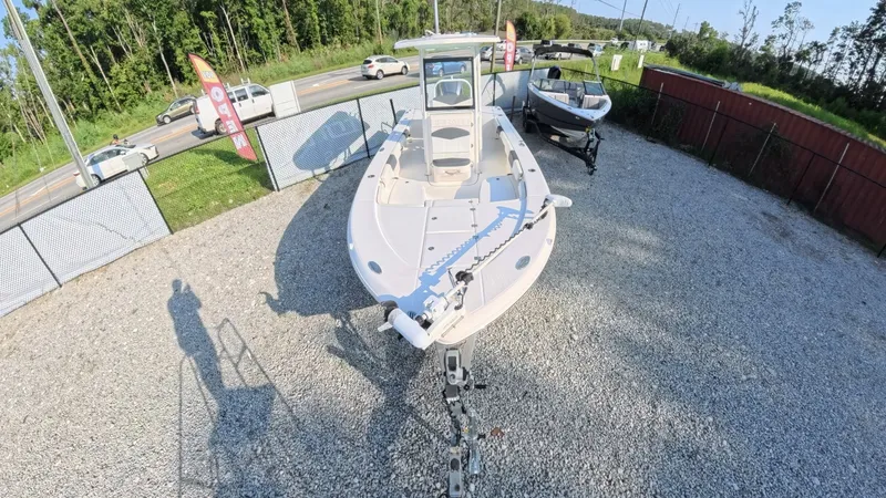 Slide: The Image of Robalo 246 Cayman 2021 - 7509488