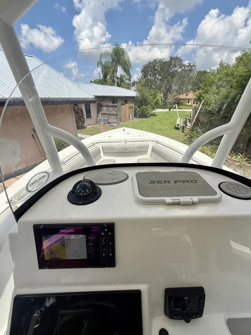 Slide: The Image of Sea Pro 219CC 2020 - 7511221