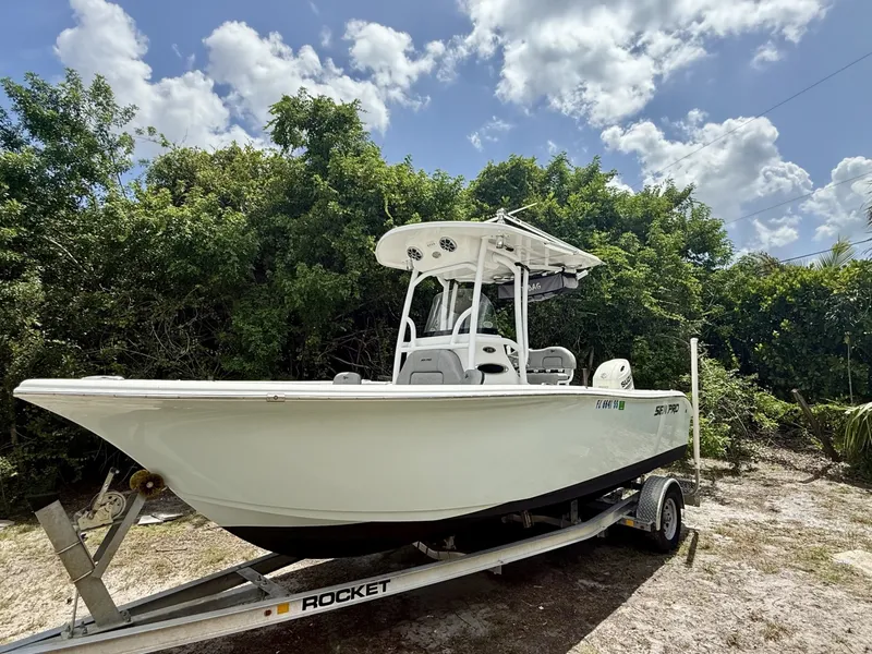 Slide: The Image of Sea Pro 219CC 2020 - 7511194