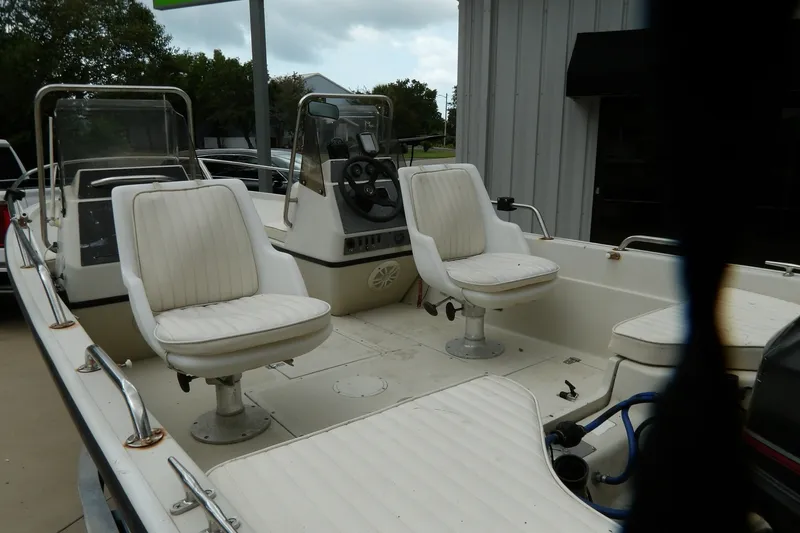 Slide: The Image of Boston Whaler SL16 1991 - 7511951