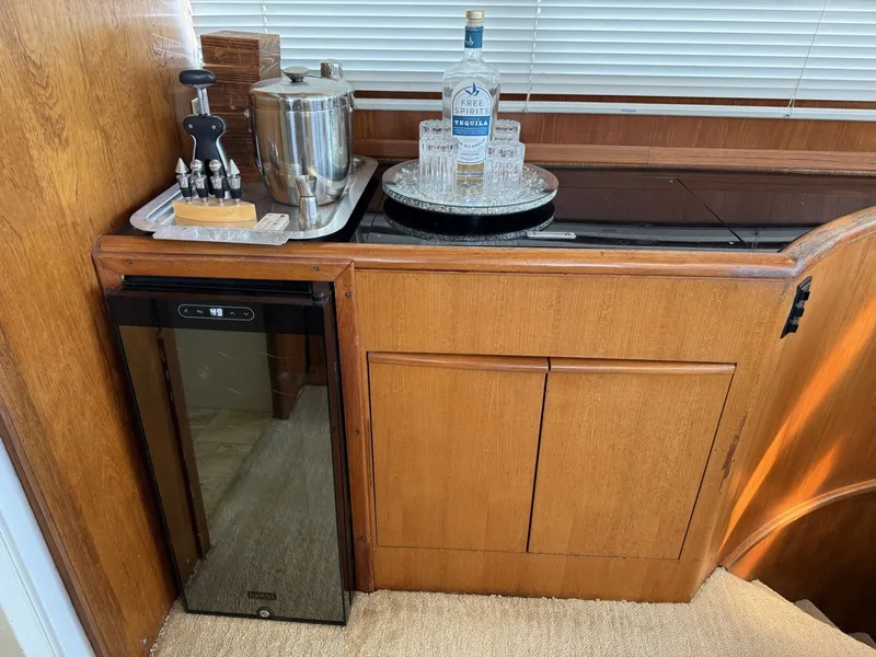 Slide: The Image of Wine Cooler In Salon_1 - 7512190