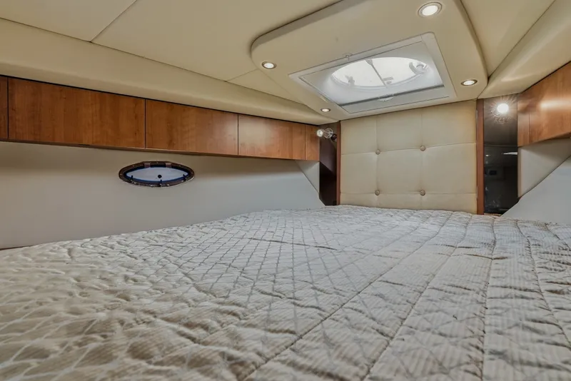 Slide: The Image of Cruisers 360 Express 2010 - 8136182