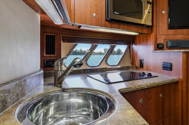 Slide: The Image of Cruisers 360 Express 2010 - 8136187