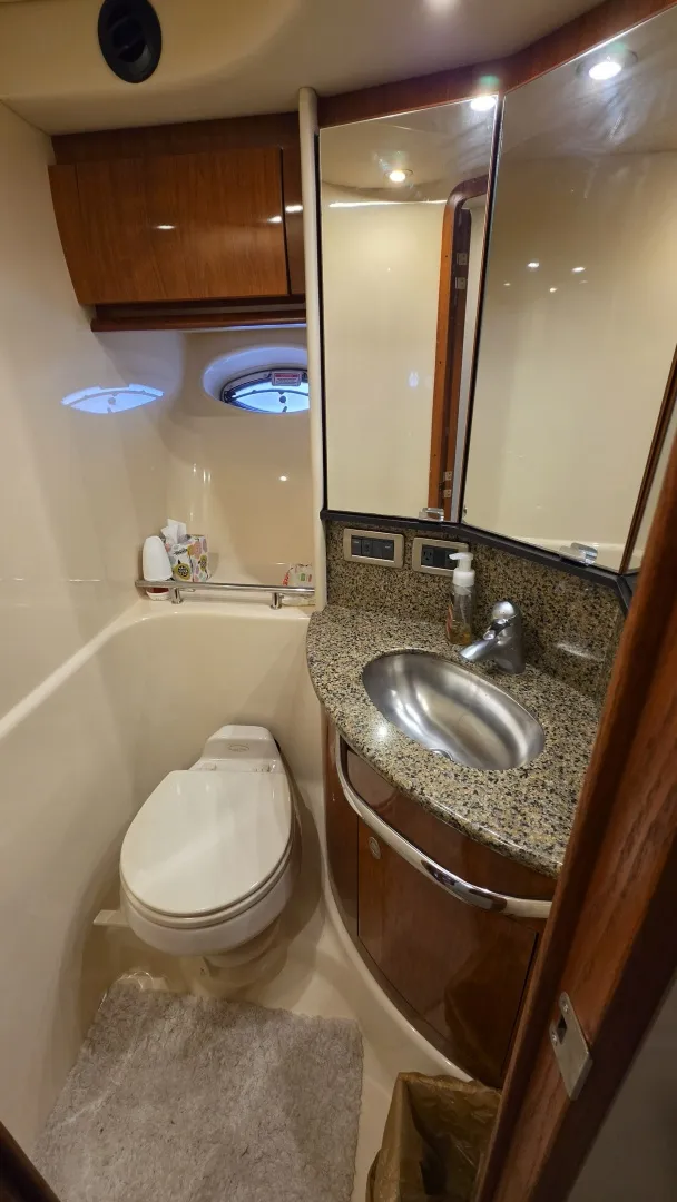 Slide: The Image of Sea Ray 420 Sundancer 2005 - 7512610