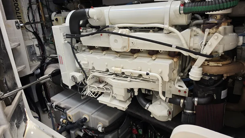 Slide: The Image of Sea Ray 420 Sundancer 2005 - 7512615