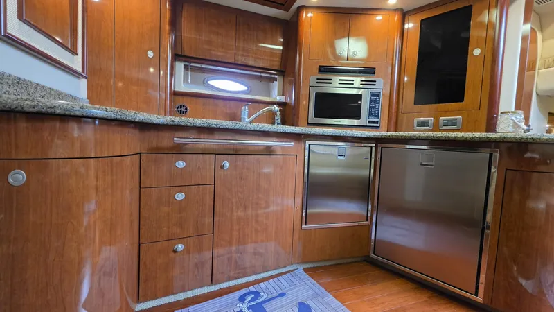 Slide: The Image of Sea Ray 420 Sundancer 2005 - 7512597