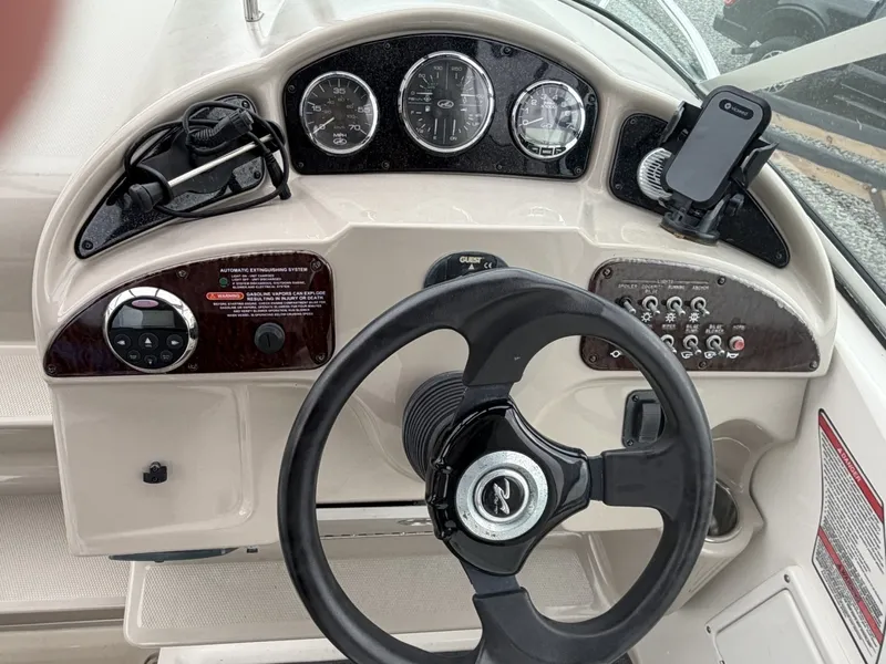 Slide: The Image of Sea Ray Sundancer 260 2007 - 7512410