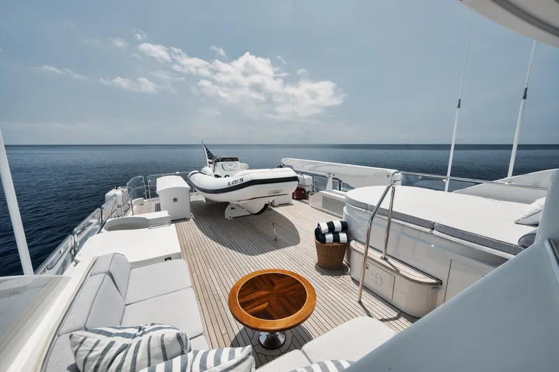 Slide: The Image of Westport Raised Pilothouse MY 2003 - 7519017