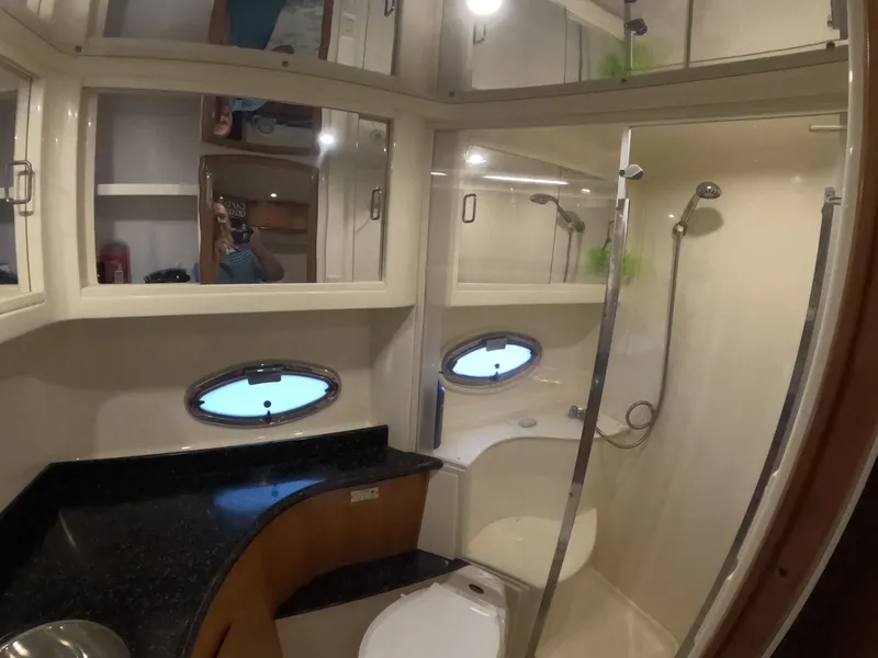 Slide: The Image of Carver Yachts 466 Motor Yacht 2002 - 7512895