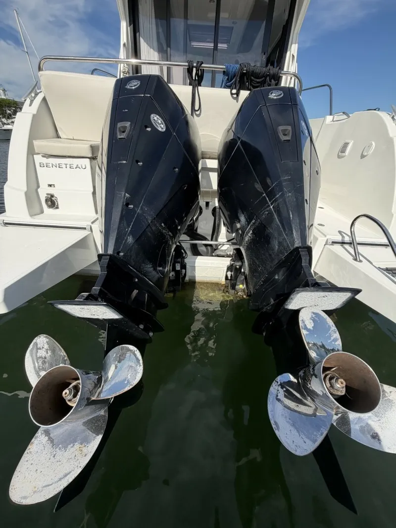 Slide: The Image of Beneteau Antares 2021 - 7513100