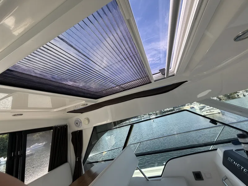 Slide: The Image of Beneteau Antares 2021 - 7513072