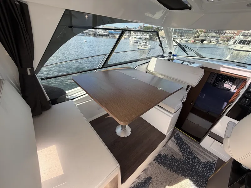 Slide: The Image of Beneteau Antares 2021 - 7513070